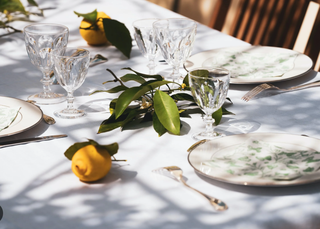 Tricks & Tips for Dressing the Perfect Summer Table